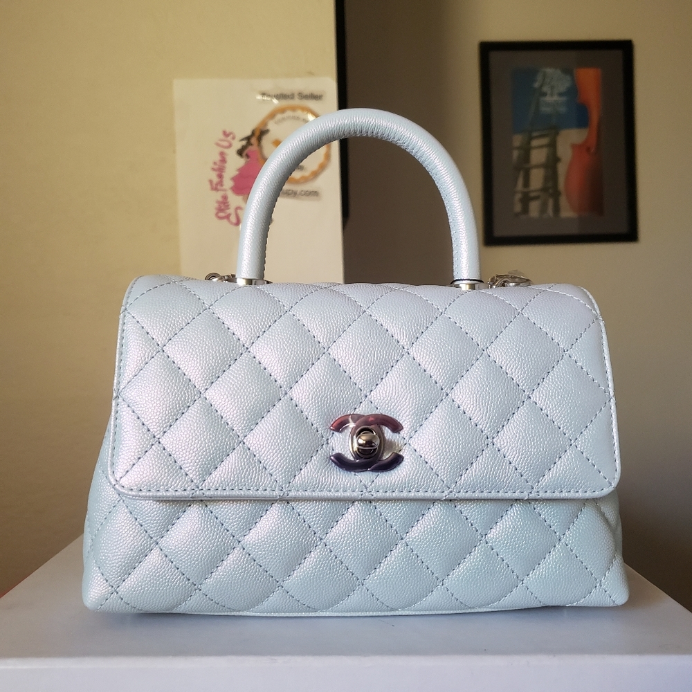 Chanel coco handle mini irridescent blue caviar bag - Picture 1 of 14